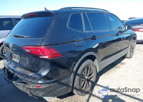 2021 Volkswagen Tiguan S z USA, uszkodzony, nr VIN 3VV1B7AX5MM038606